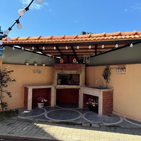 Villa Georgiana Gonio Bagian luar foto
